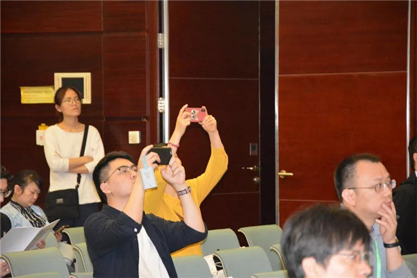 2003网站太阳集团绿筑乐成举行第十五届绿色修建与修建节能大会|钢、木结构修建论坛