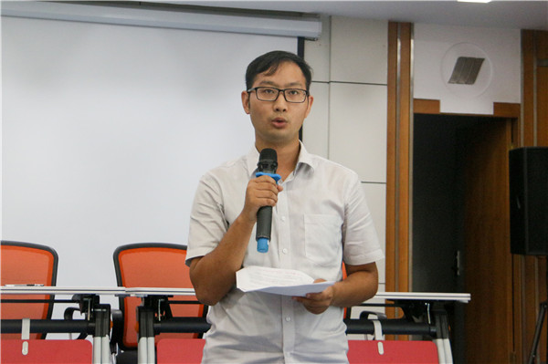2003网站太阳集团钢构举行2019届大学生新员工晤面接待会及“师带徒”签约仪式