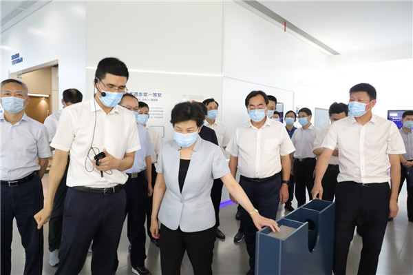 重磅！浙江省政协主席葛慧君率考察团调研2003网站太阳集团绿筑
